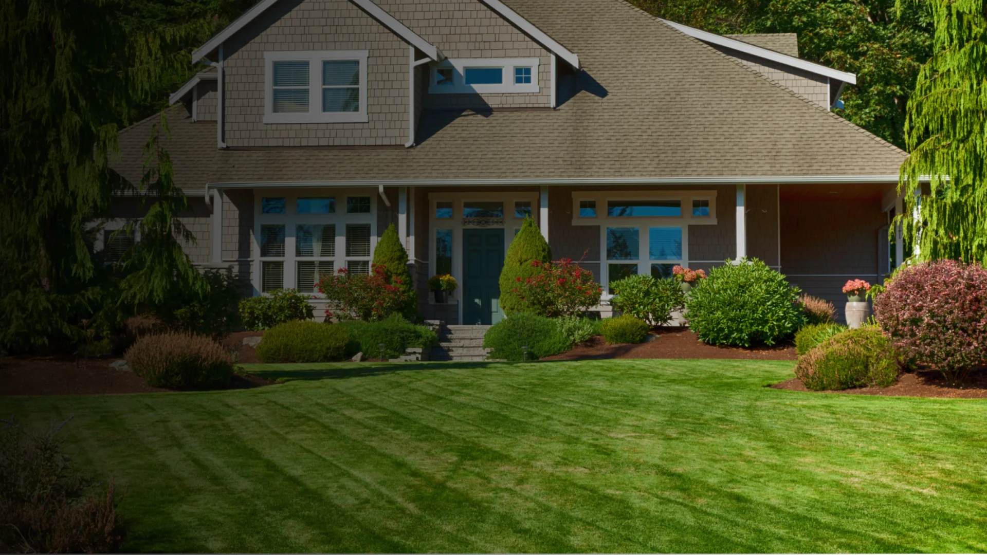 Lupton Lawn & Landscape Hero 2